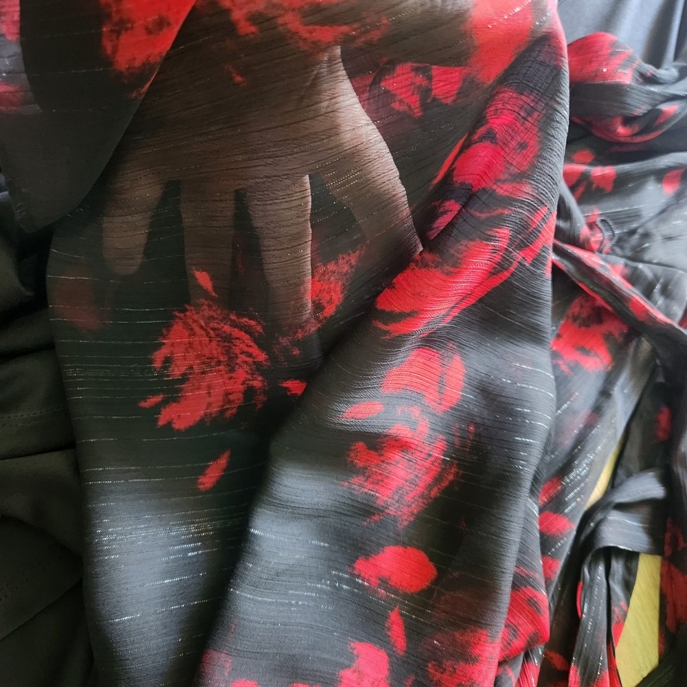 DKNY Black Red Floral Chiffon Wrap Dress V Neck Puff Sleeve Sz 6 Dark Romantic - Picture 11 of 11